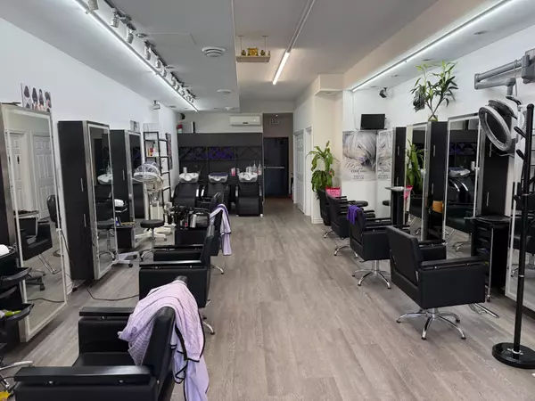 Mississauga, ON L5J 1J7,1850 Lakeshore RD W