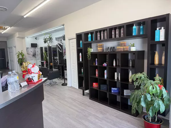 Mississauga, ON L5J 1J7,1850 Lakeshore RD W