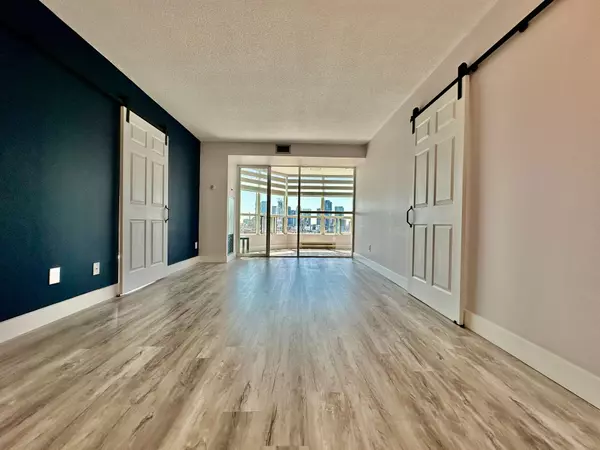 Mississauga, ON L5R 3R4,4460 TUCANA CT #1208