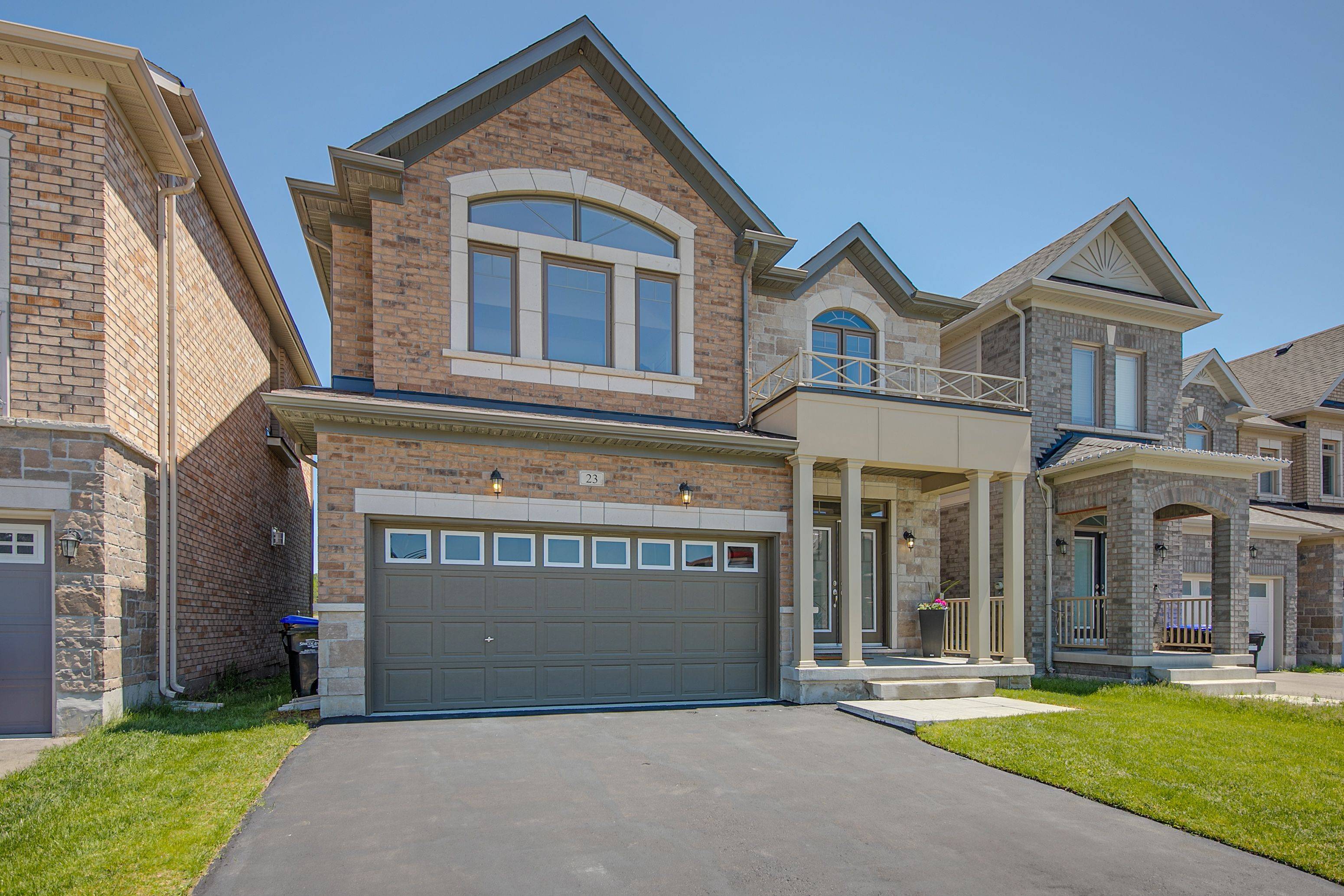 23 Lorne Thomas PL,  New Tecumseth,  ON L0L 1L0
