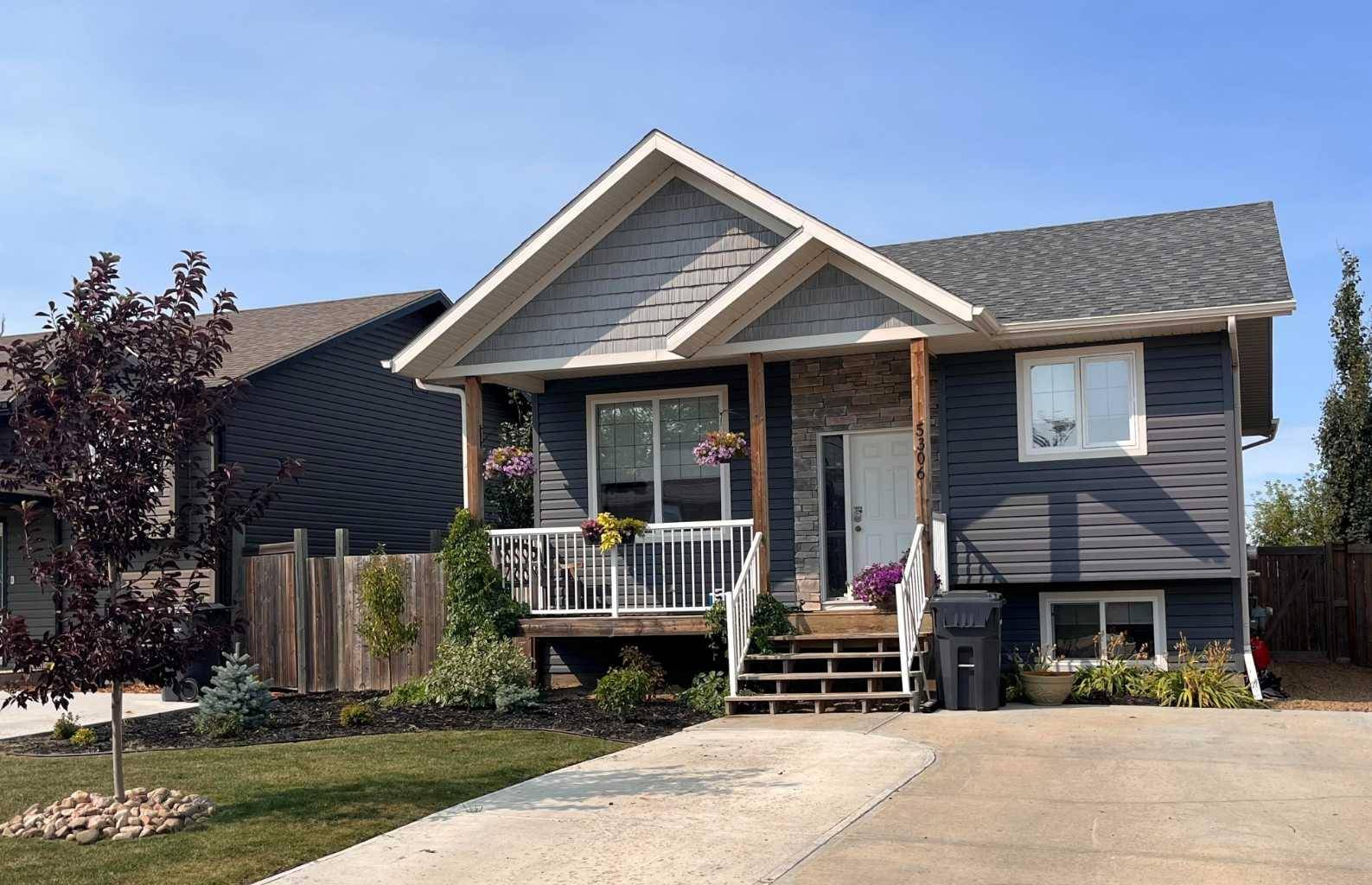 Kitscoty, AB T0B 2P0,5306 50 ST