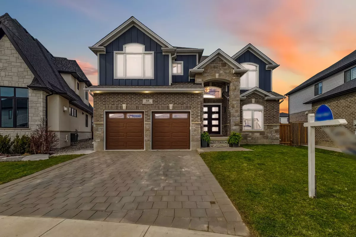 Middlesex Centre, ON N0L 1R0,88 Locky LN