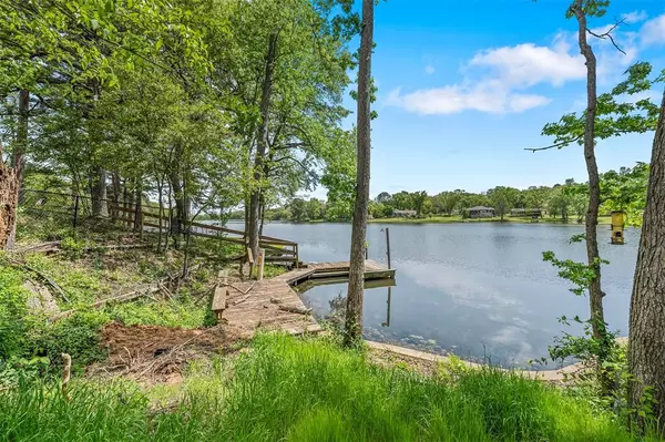 Mineola, TX 75773,222 County Road 2430