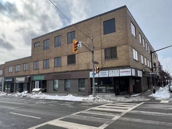 159 KING ST #202/204, Peterborough Central, ON K9J 2R8