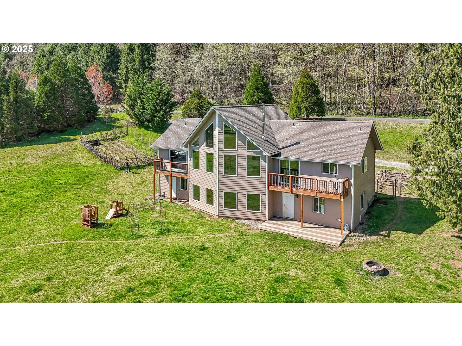 138 MARIAN LN, Ariel, WA 98603