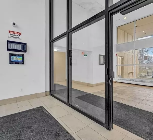 Toronto W05, ON M3N 2L1,4673 Jane ST E #1007