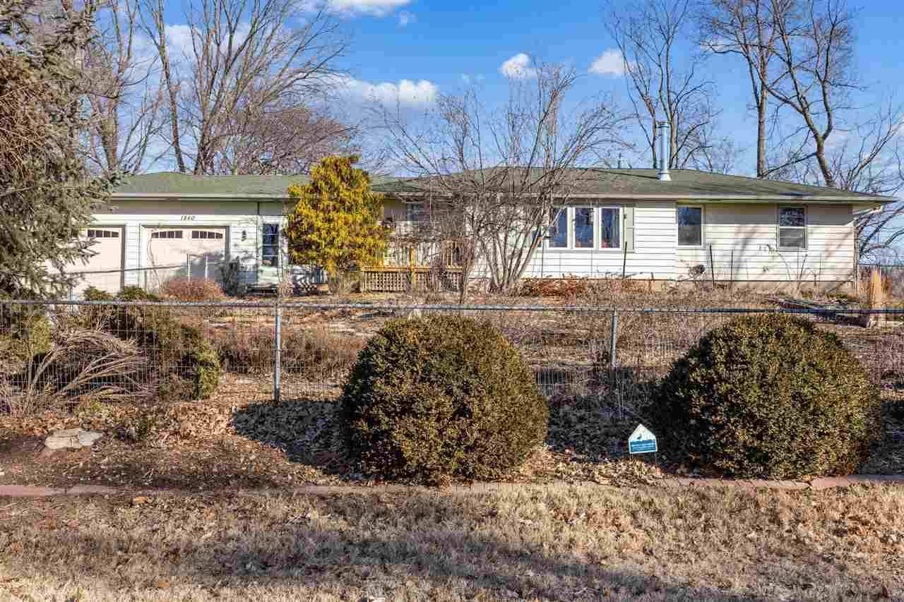 1840 Friendship Street, Iowa City, IA 52245