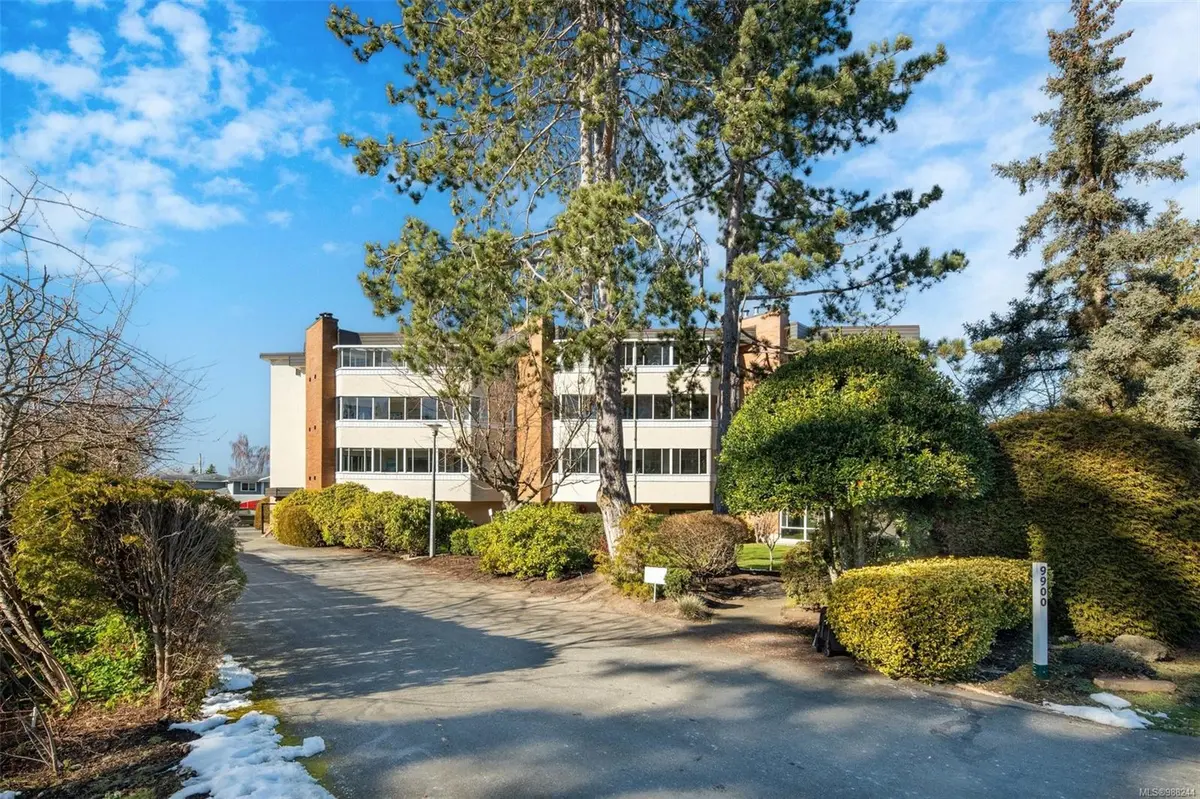 Sidney, BC V8L 2X3,9900 Fifth St #106