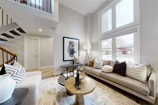 Burlington, ON L7P 3B8,2368 Cavendish DR