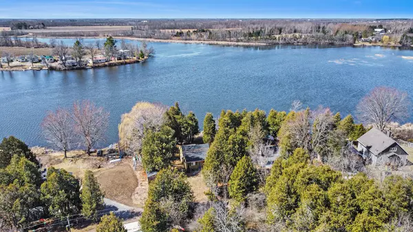 Montague, ON K7A 5B8,388 Cottage RD