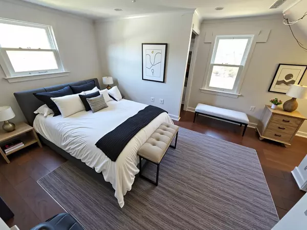 London North, ON N6H 1K8,77 Blackfriars ST