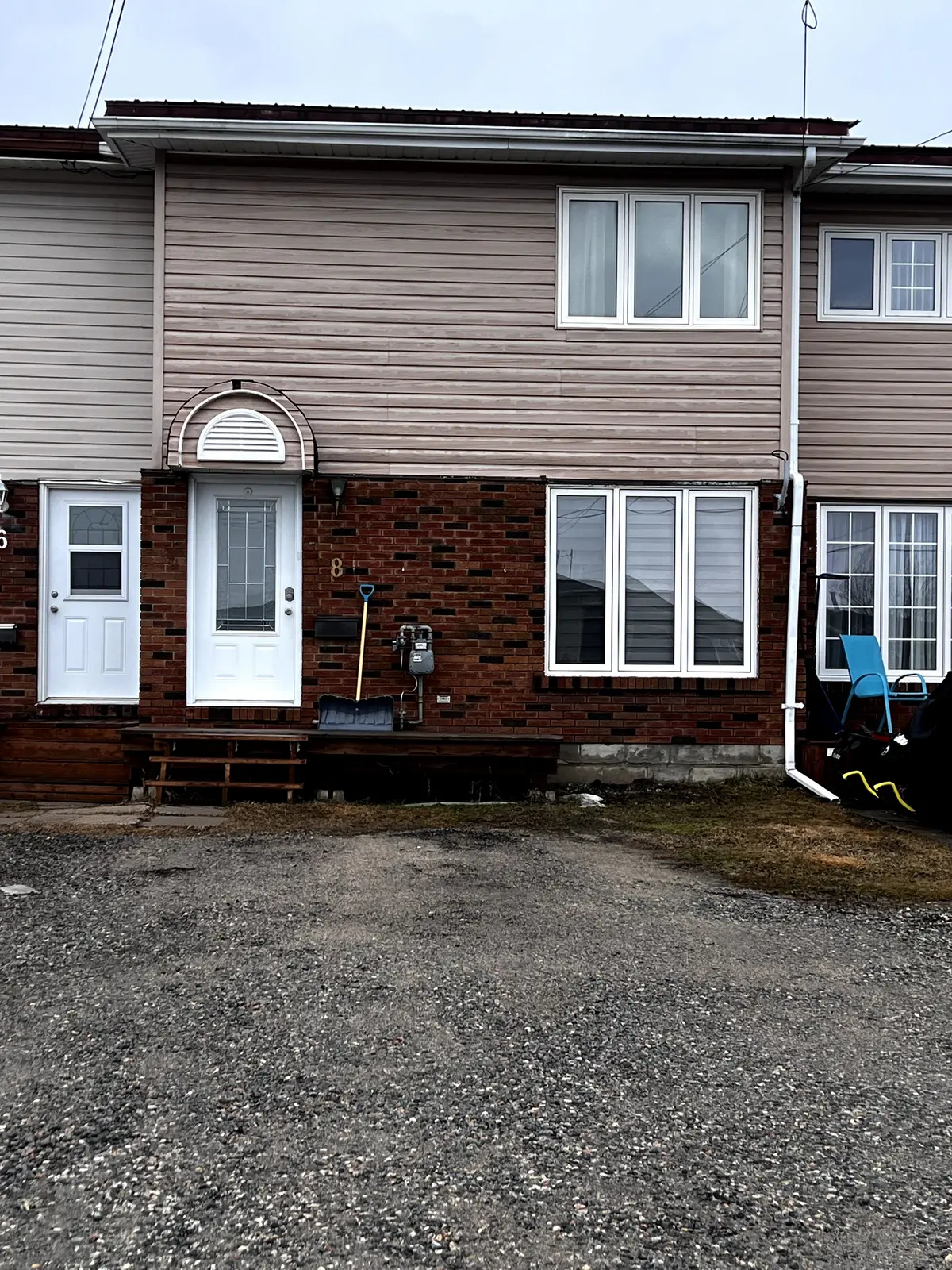 Kapuskasing, ON P5N 2Y8,8 Macdonald ST