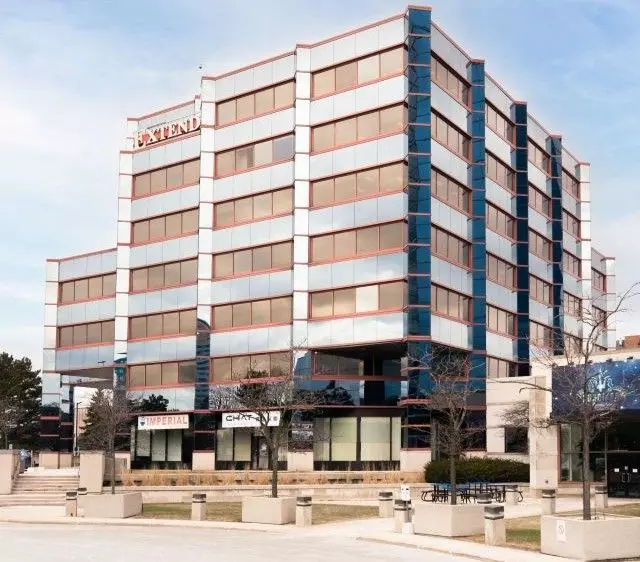 Markham, ON L3R 4T9,3000 Steeles AVE E #204