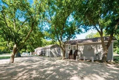 Princeton, TX 75407,8953 County Road 864