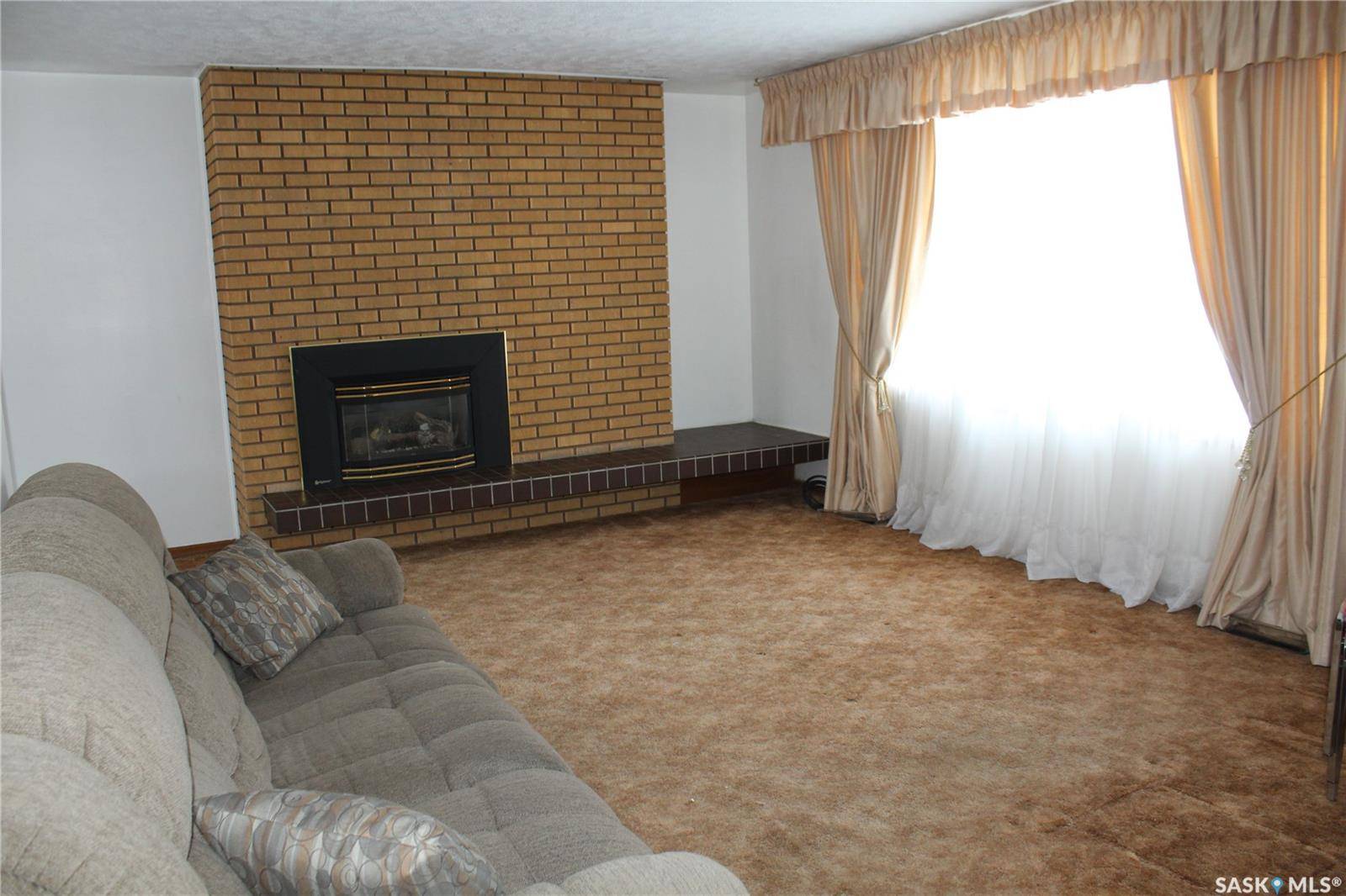 Wilkie, SK S0K 4W0,402 2nd STREET W