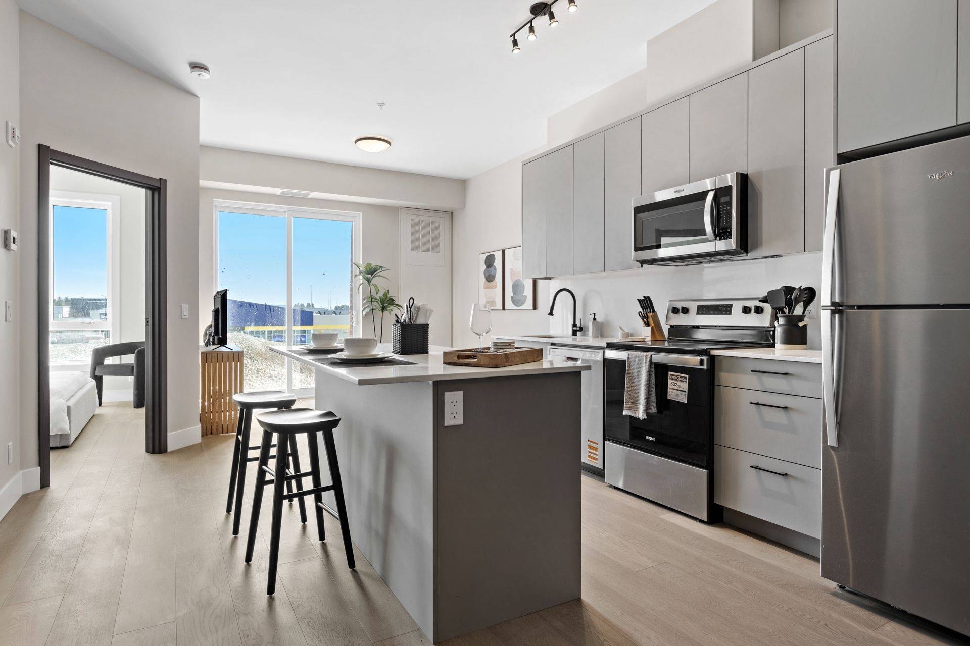 Kanata, ON K2K 3L9,180 Kanata AVE #2BAi