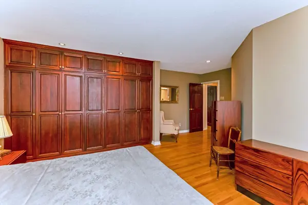 Qualicum - Bruce Farm - Greenbelt And Area, ON K2H 7J3,45 Queensline DR