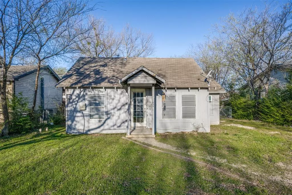 Denton, TX 76209,917 N Wood Street