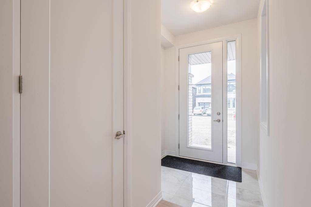 Hamilton, ON L0R 1C0,19 Blain DR
