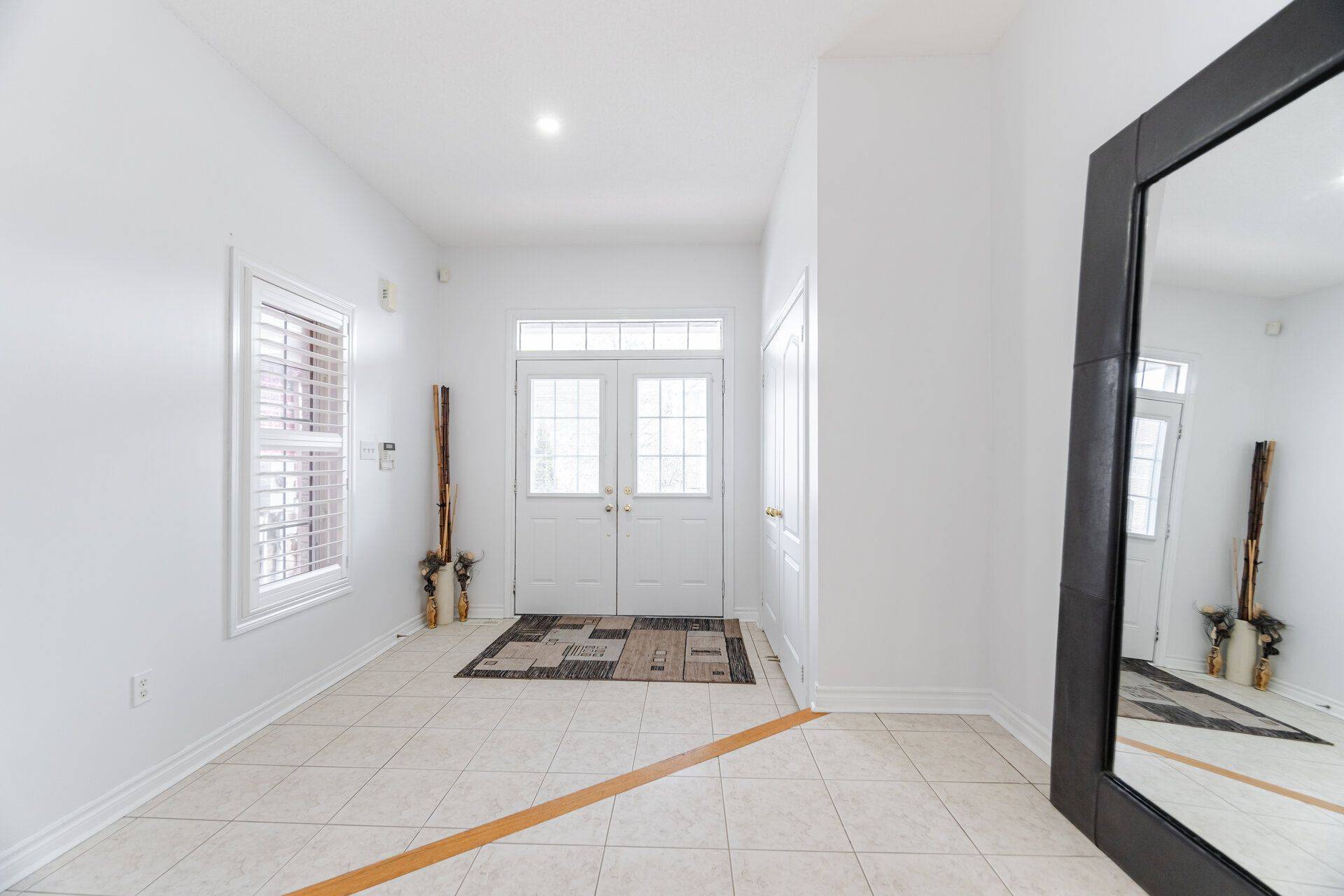 Brampton, ON L6X 0P4,6 Iverson DR