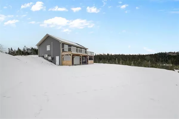 Whitbourne, NL A0B 3K0,6 Sunset Boulevard