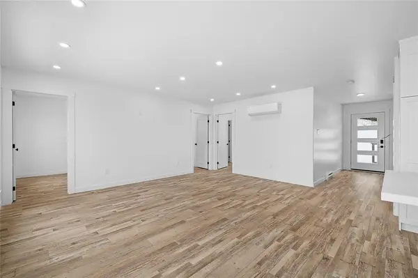 Whitbourne, NL A0B 3K0,6 Sunset Boulevard