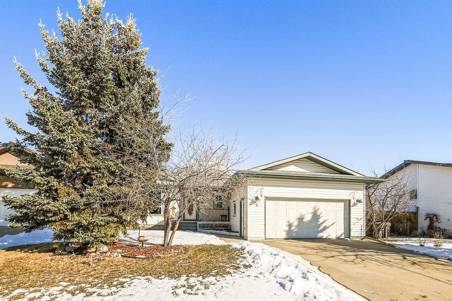 Sylvan Lake, AB T4S 1V8,5 Westwood Close