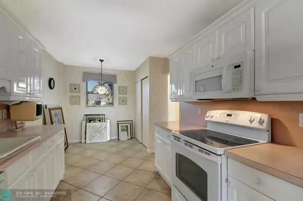 Lake Worth, FL 33467,6850 N 10th Avenue #209