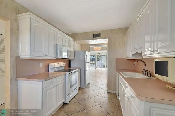 Lake Worth, FL 33467,6850 N 10th Avenue #209