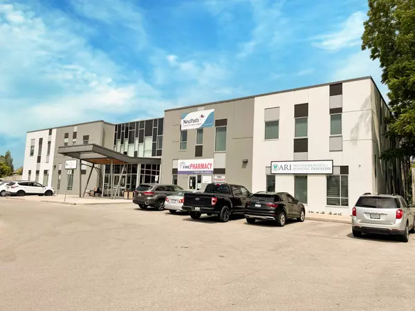 London North, ON N6G 5A9,215 Fanshawe Park RD W #207
