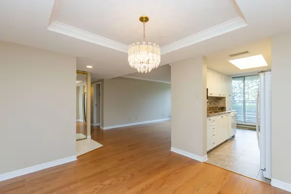 Cityview - Parkwoods Hills - Rideau Shore, ON K2E 8B8,100 Grant Carman DR #116