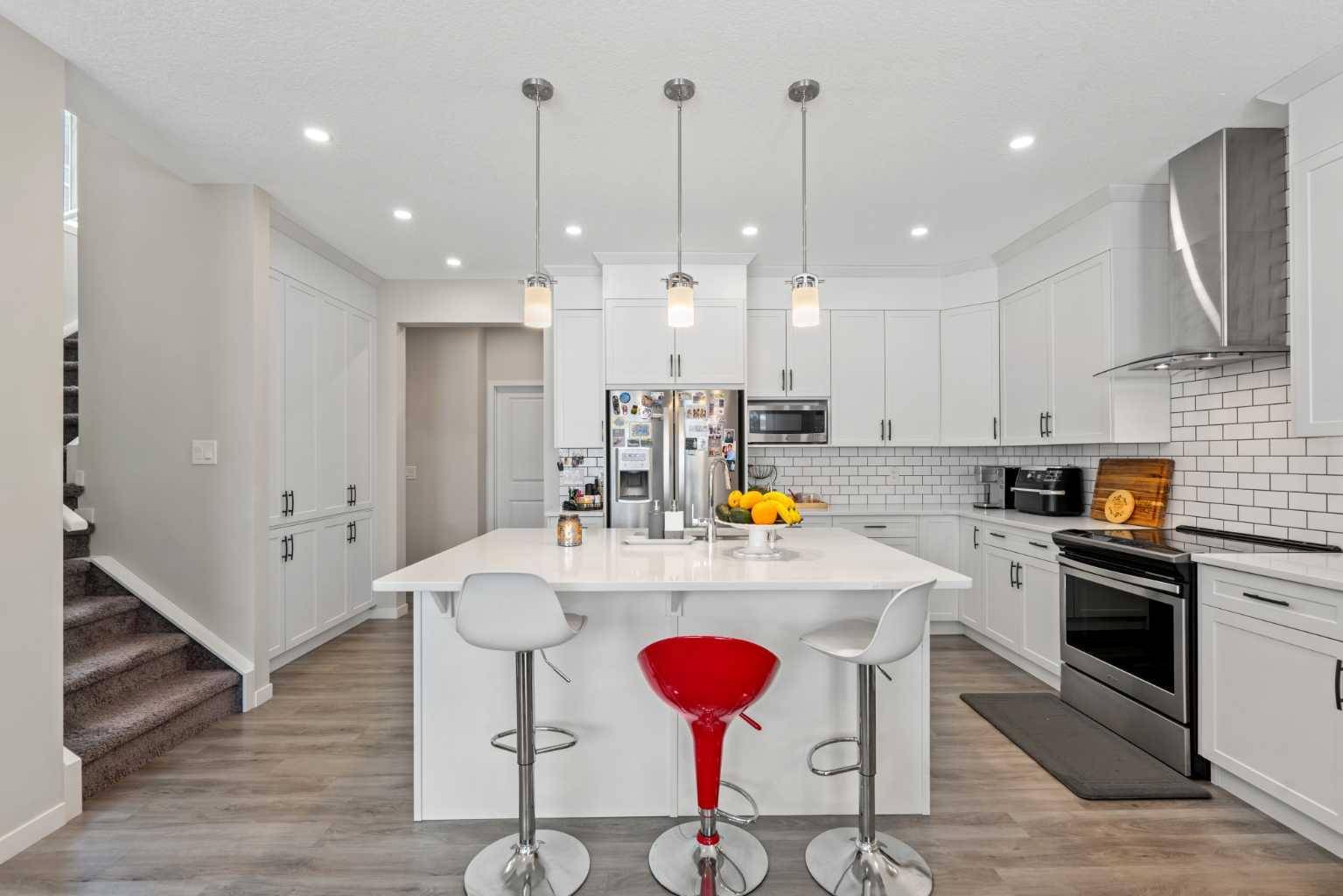 Calgary, AB T2X 2B5,33 Legacy Woods PL SE