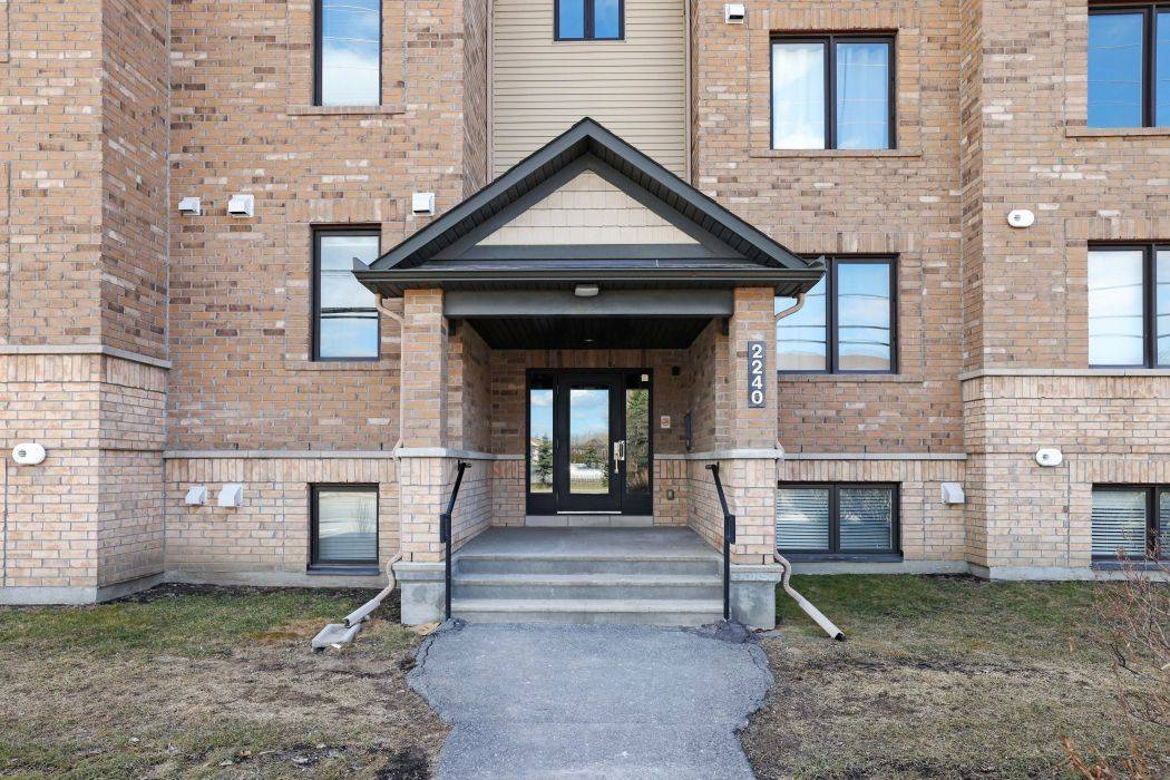 Orleans - Cumberland And Area, ON K4A 0X7,2240 Tenth Line RD #8