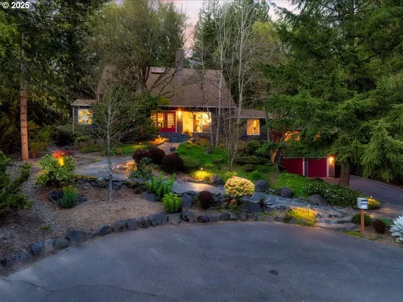 Portland, OR 97221,5903 SW SHERIDAN CT