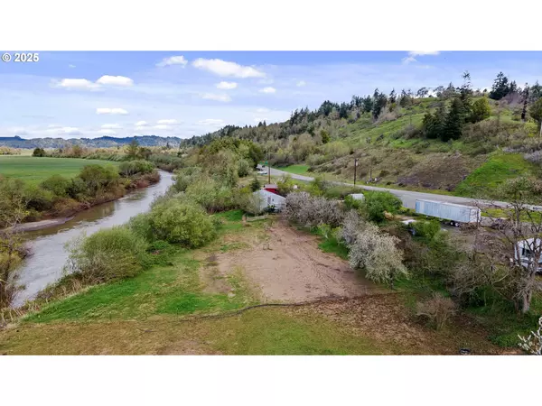 Myrtle Point, OR 97458,14982 HIGHWAY 42