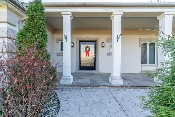London South, ON N6C 2S9,137 COMMISSIONERS RD E