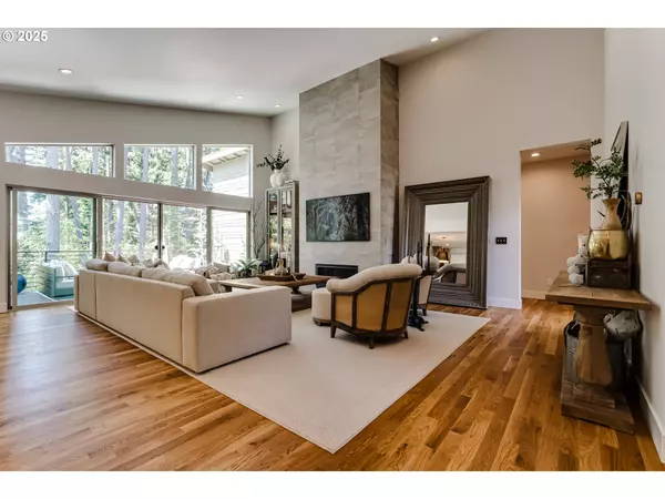 Eugene, OR 97403,2037 GOLFVIEW CT