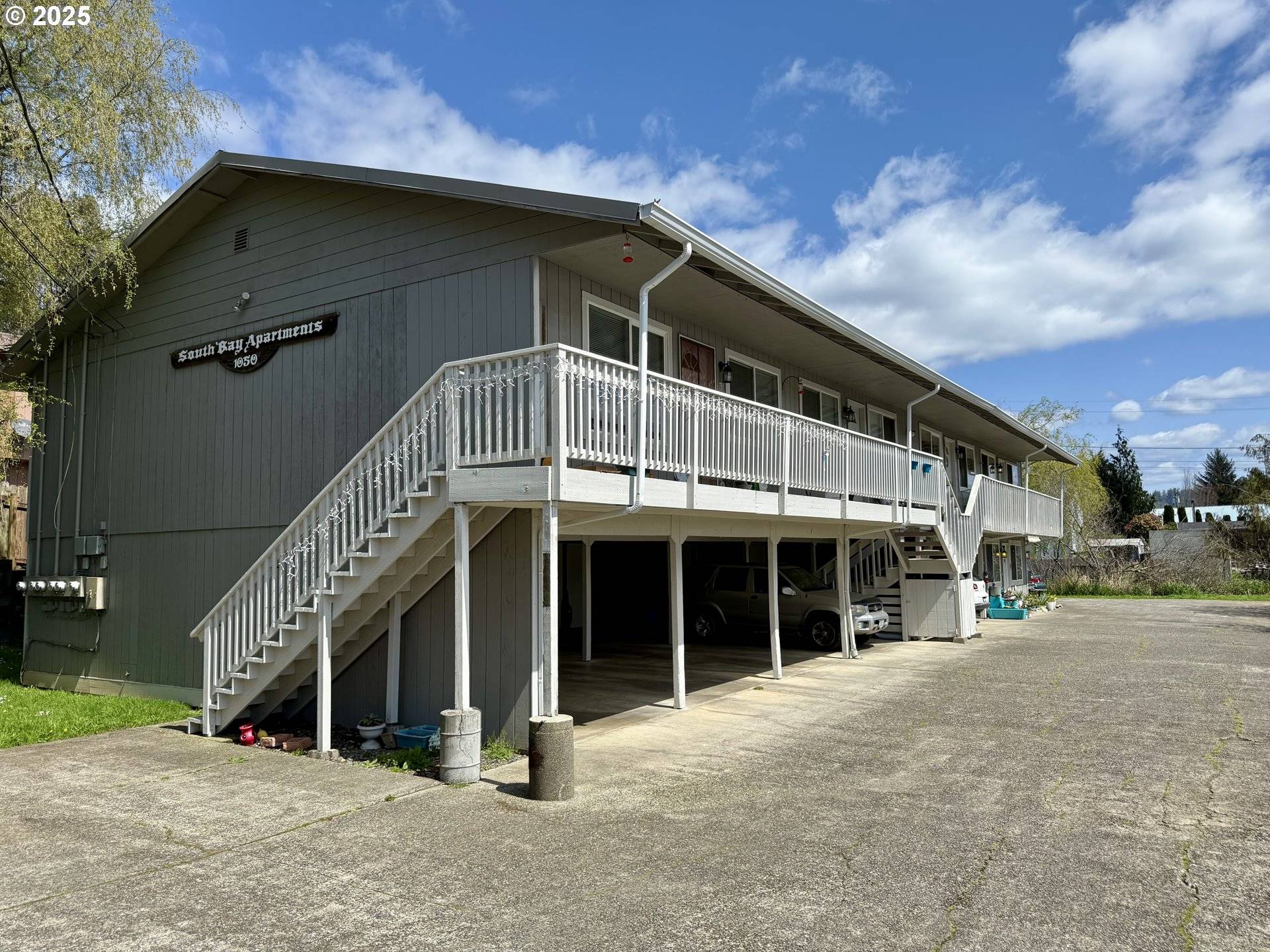 Coos Bay, OR 97420,1050 S 8th