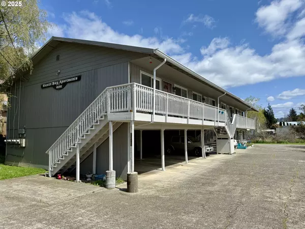 Coos Bay, OR 97420,1050 S 8th