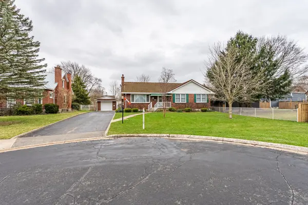 Aylmer, ON N5H 1P3,88 Pine ST W