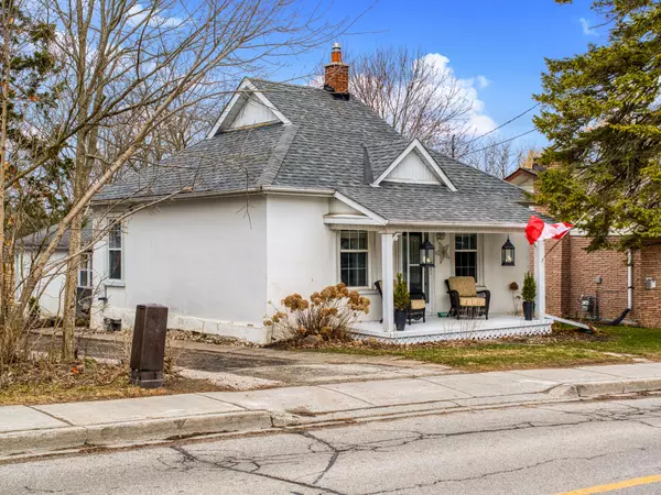 East Gwillimbury, ON L0G 1M0,19180 Centre ST