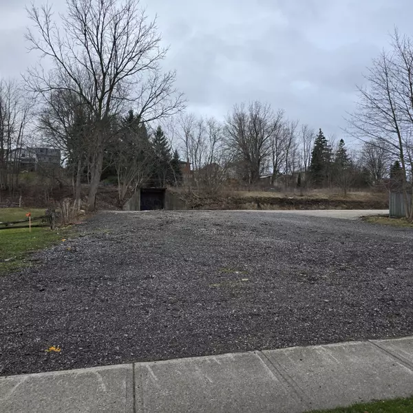 Woodstock, ON N4S 1S9,180 Main ST