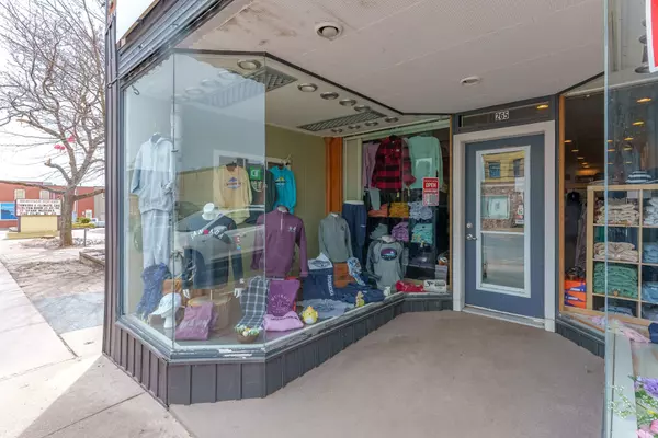 Gravenhurst, ON P1P 1J1,265 Muskoka RD S