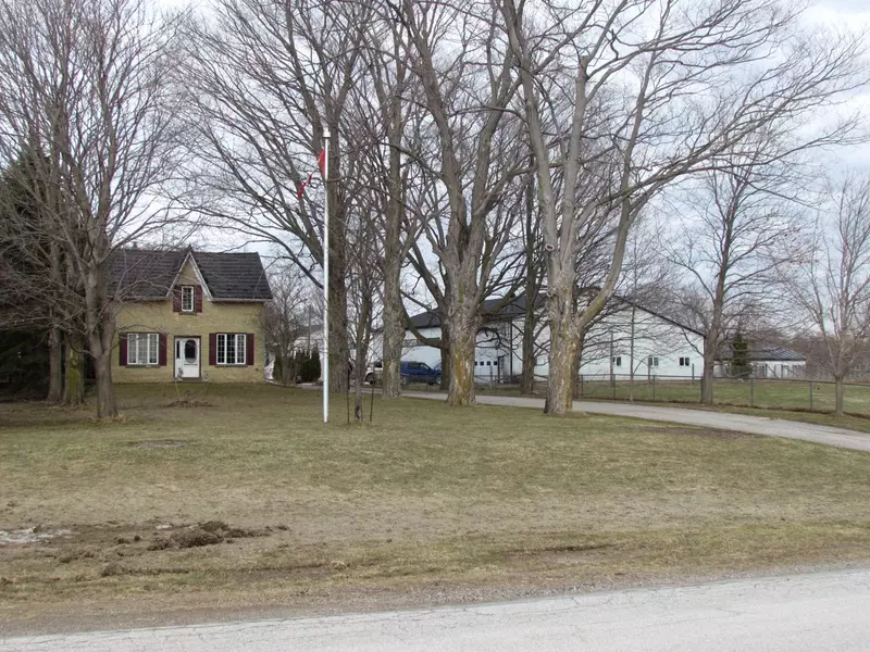 1044 CONCESSION 7 Concession N, Kincardine, ON N2Z 2X6