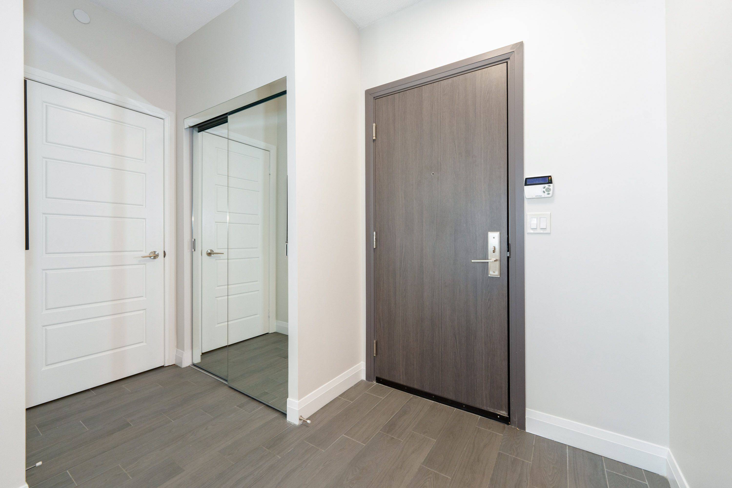 Markham, ON L6G 0G2,15 Water Walk DR #1709
