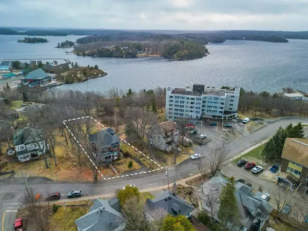 Parry Sound, ON P2A 2A1,20 Belvedere AVE