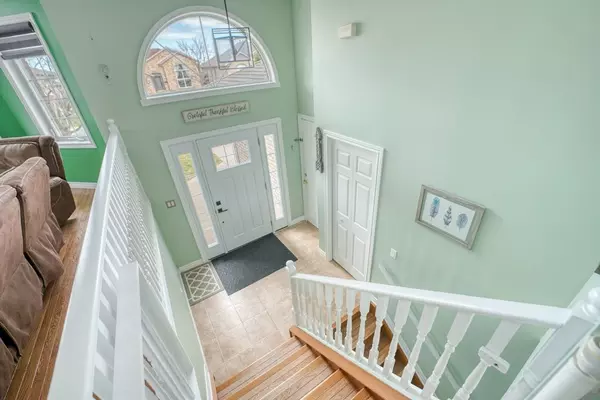 Leamington, ON N8H 5J2,11 Marie CRES