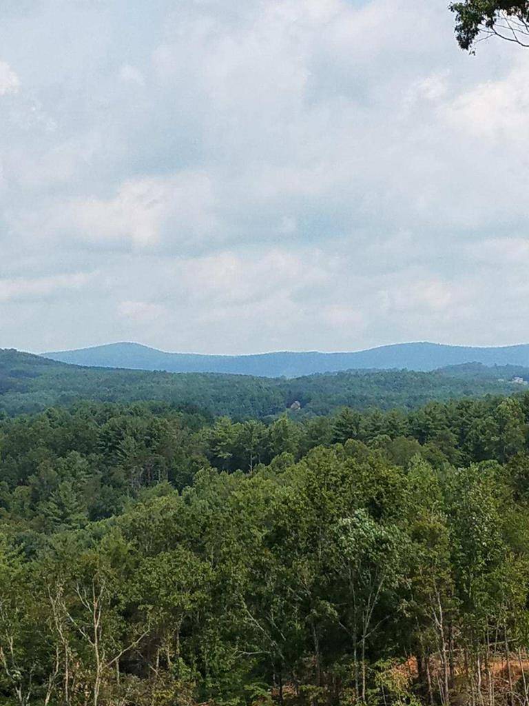 Galax, VA 24333,3785 Beech Grove Ln
