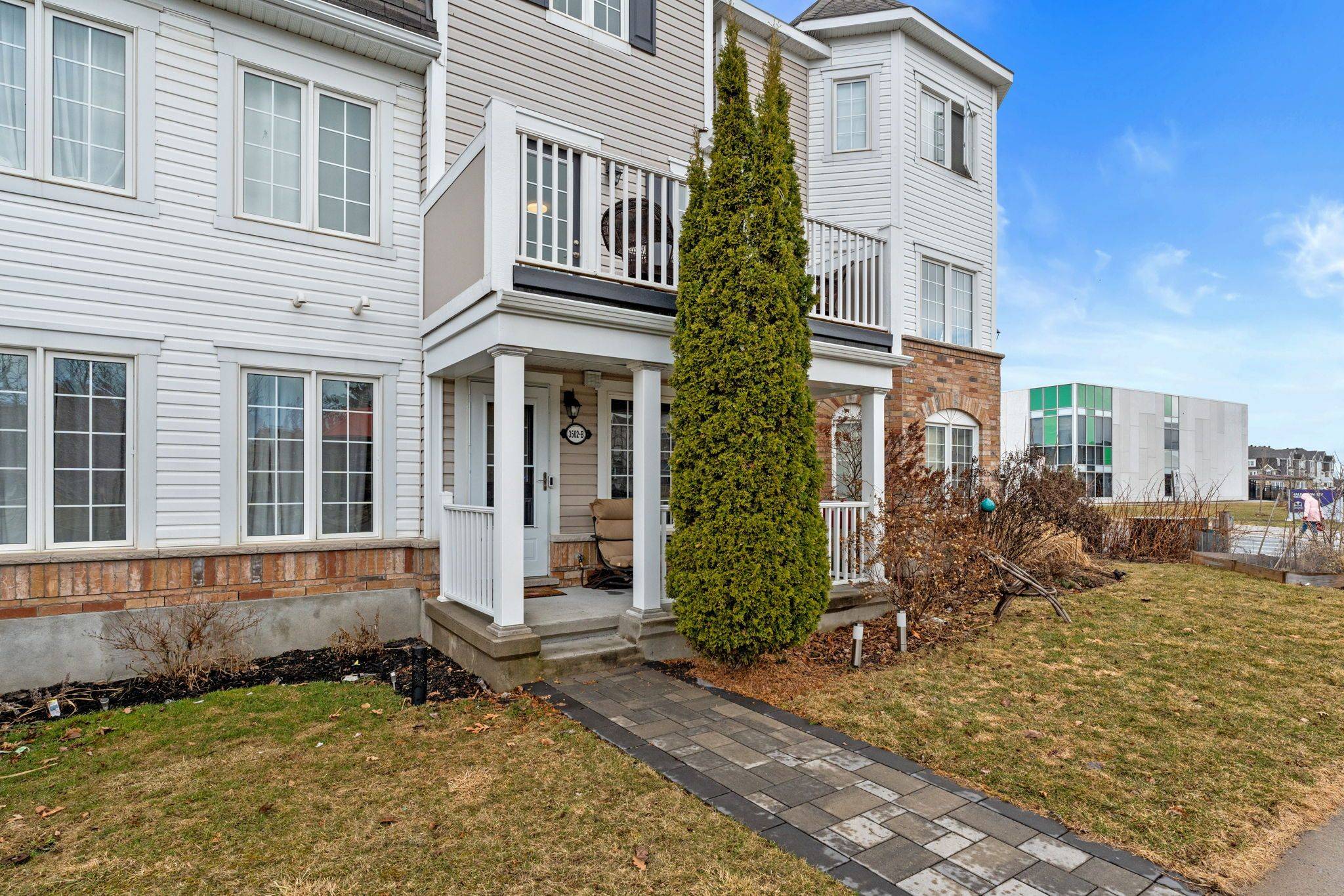 Barrhaven, ON K2J 0R9,3502 River Run AVE #B