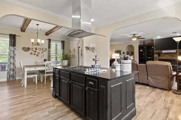 Mount Pleasant, TX 75455,6015 CR 1915